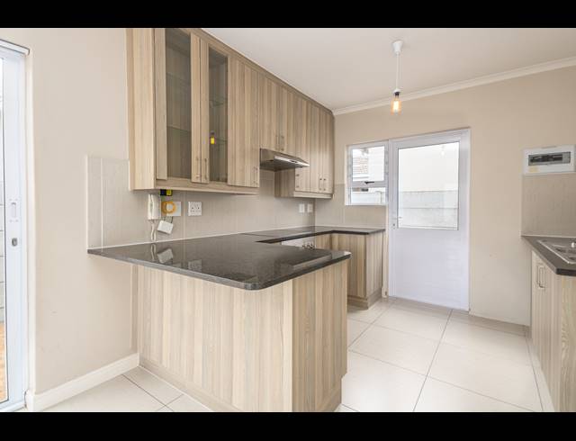 2 BEDROOM FREESTANDING SOLD IN SUNNINGDALE